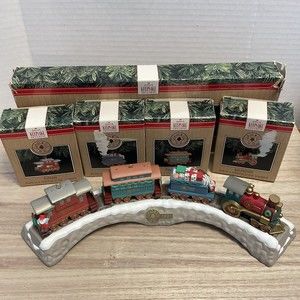 5 PC IN BOXES HALLMARK ORNAMENT TRAIN SET CLAUS & CO R.R. 1991 w Train Trestle